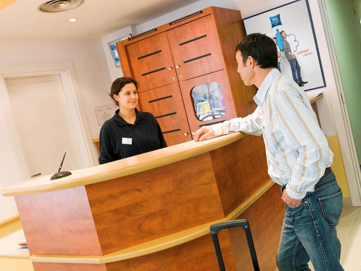 Ibis Budget Orleans Sud Comet Eksteriør bilde